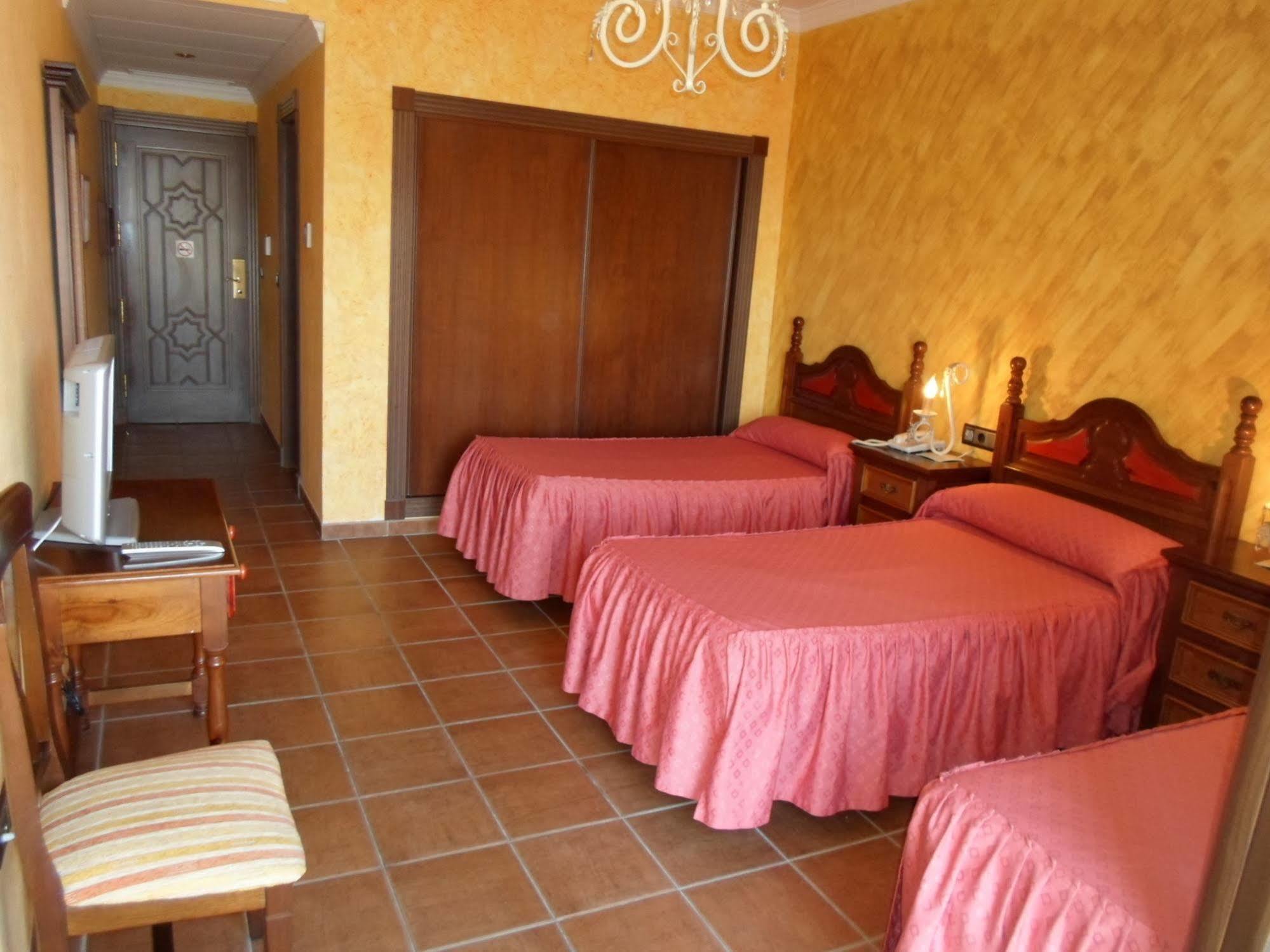 Hotel El Doncel Atarfe Eksteriør billede